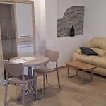 Angela Апартаменты *