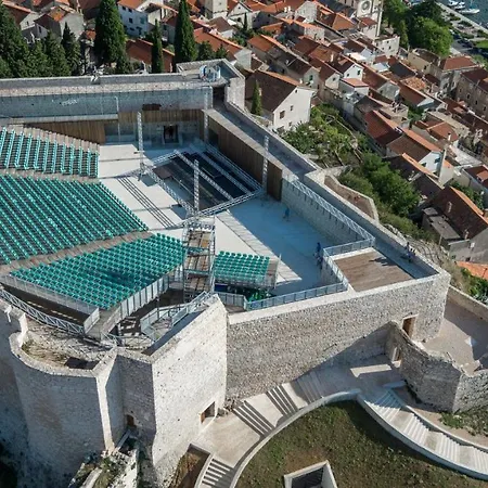 Angela 公寓 希贝尼克